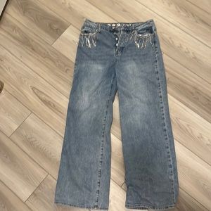 baggy jeans